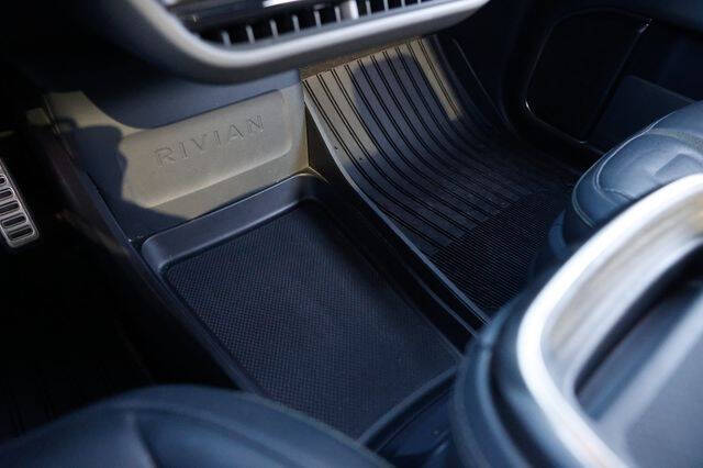 2022 Rivian R1T Launch Edition