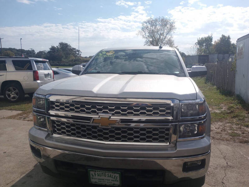 2015 Chevrolet Silverado 1500 LT photo 13