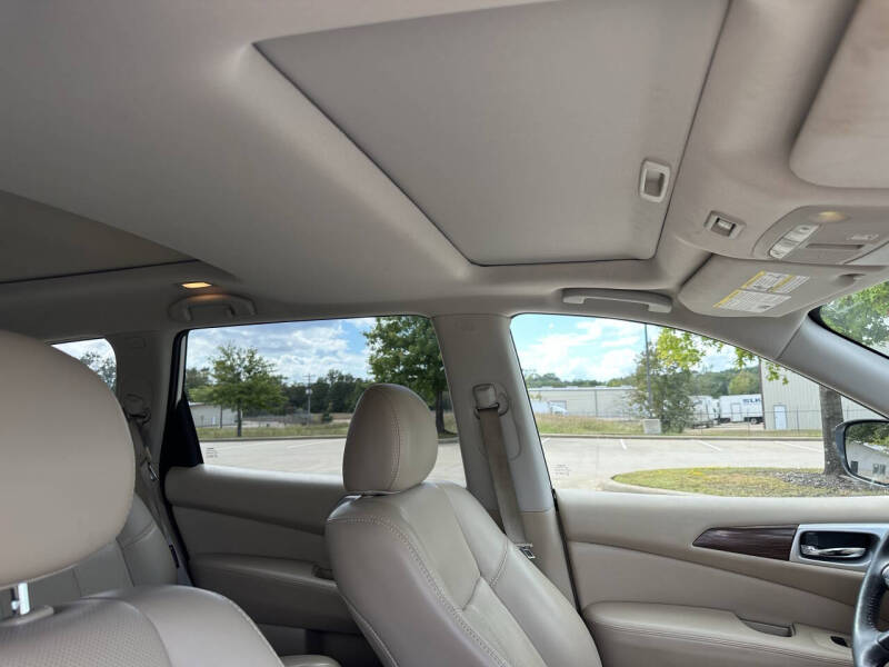 2019 Nissan Pathfinder Platinum