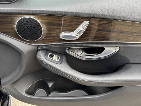 2015 Mercedes-Benz C-Class C 300