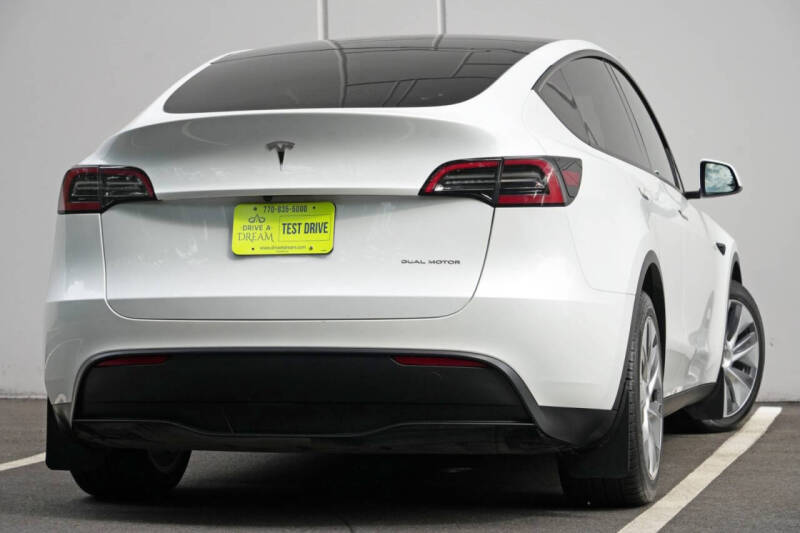 2023 Tesla Model Y Long Range