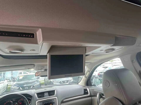 2016 GMC Acadia Denali