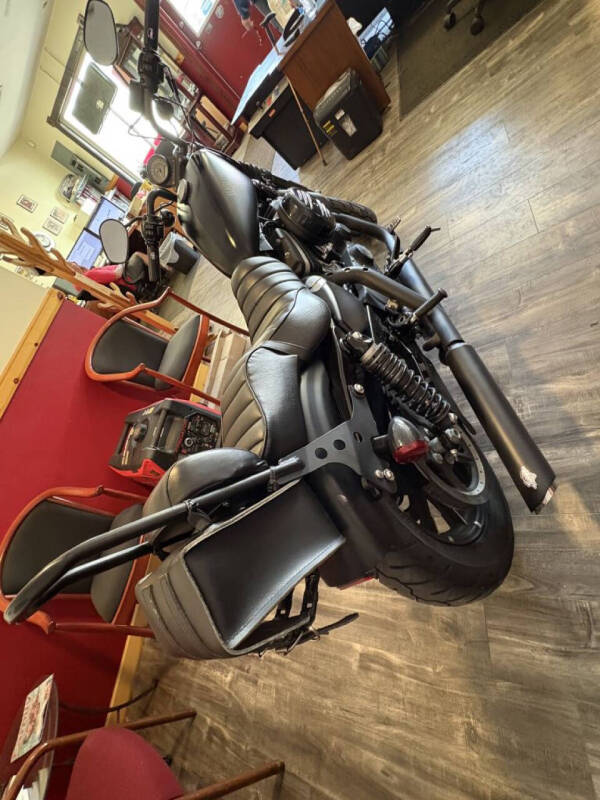 2016 Harley-Davidson Iron 883
