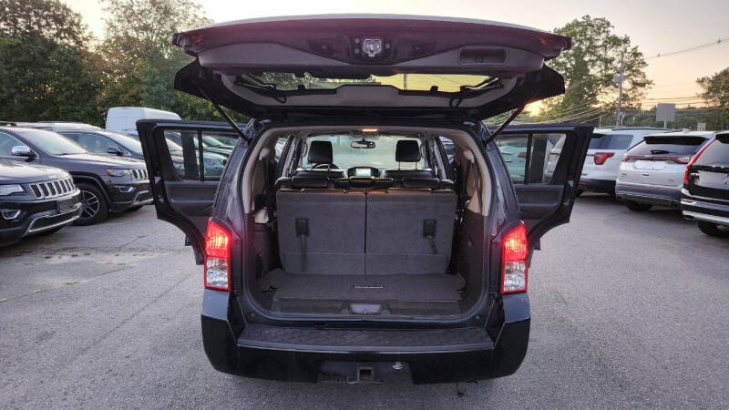 2011 Nissan Pathfinder Silver Edition