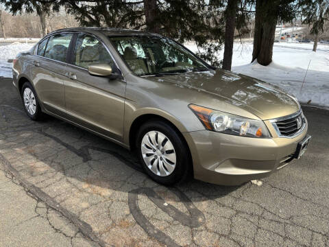 2009 Honda Accord for sale at 1st CHOICE AUTO SALES LLC in Hartford CT