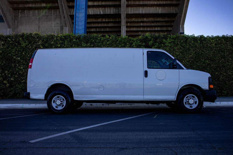 2015 Chevrolet Express 2500
