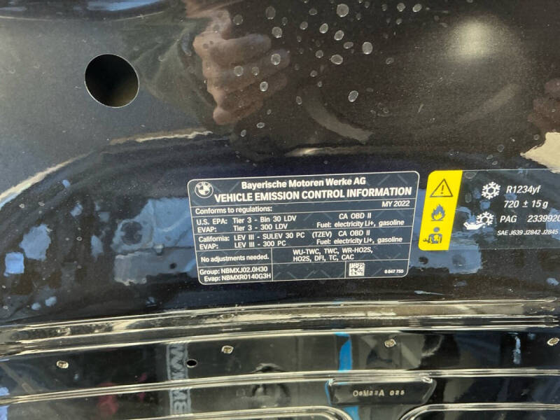 2022 BMW 3 Series 330e