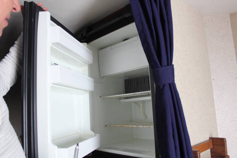 2017 Lance Cab Over 650