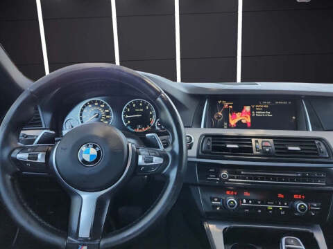 2015 BMW 5 Series 528i