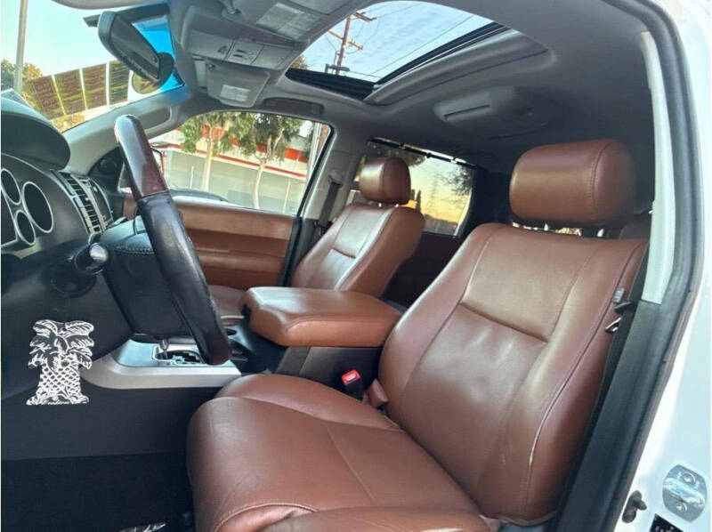 2016 Toyota Sequoia Platinum