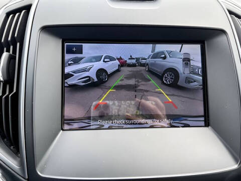 2020 Ford Edge SE