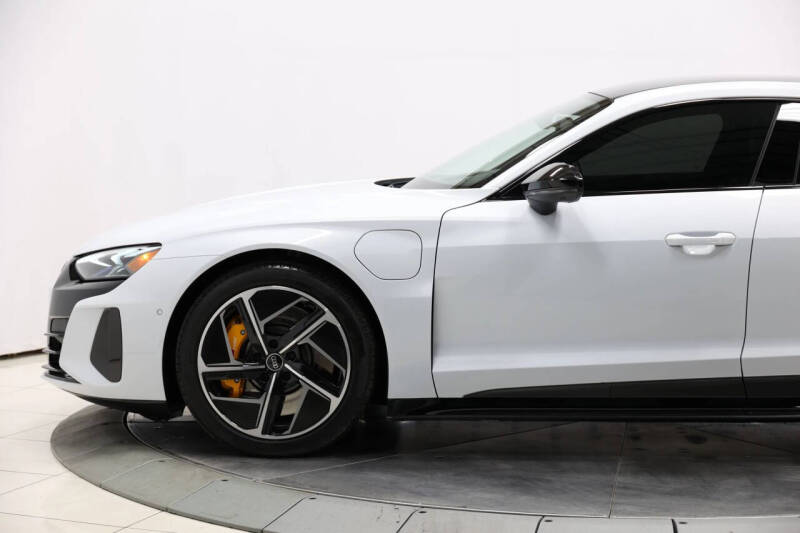 2023 Audi RS e-tron GT quattro