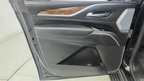 2023 Cadillac Escalade ESV Sport Platinum