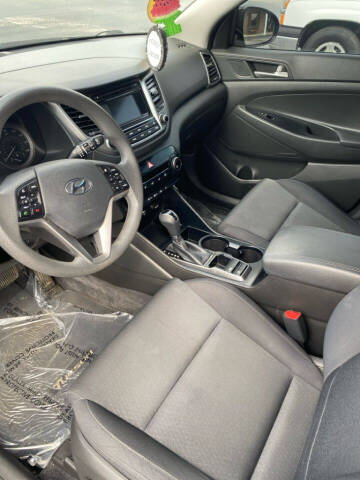 2017 Hyundai Tucson SE