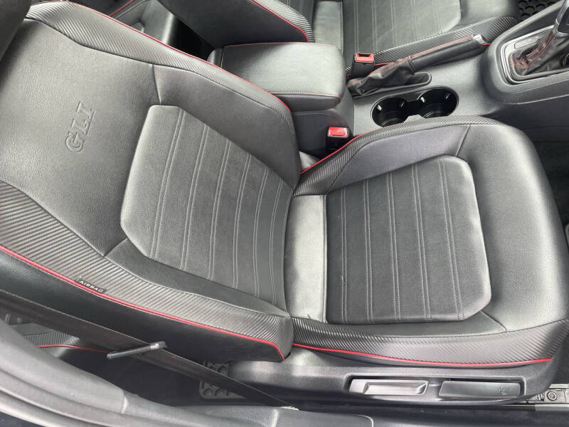 2015 Volkswagen Jetta GLI SE