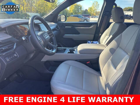 2024 GMC Acadia Elevation