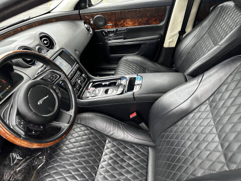 2016 Jaguar XJL Portfolio