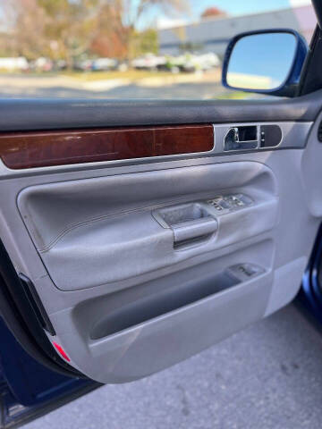 2004 Volkswagen Touareg V8