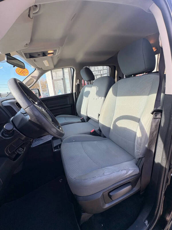 2017 RAM 1500 Express