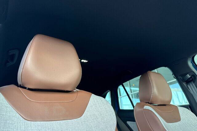 2025 Volkswagen ID.4 Pro