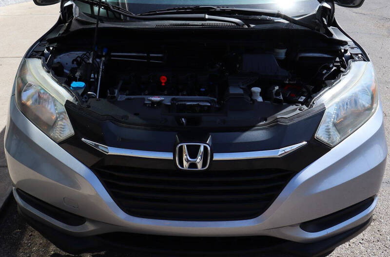 2017 Honda HR-V LX