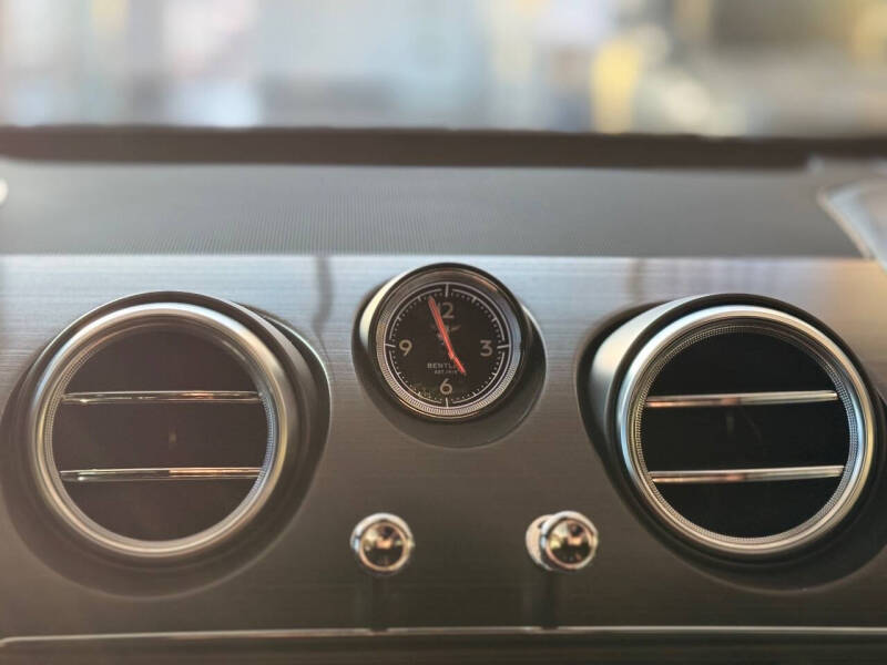 2019 Bentley Bentayga V8