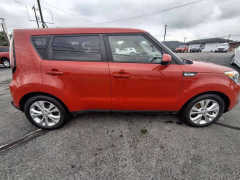 2016 Kia Soul +