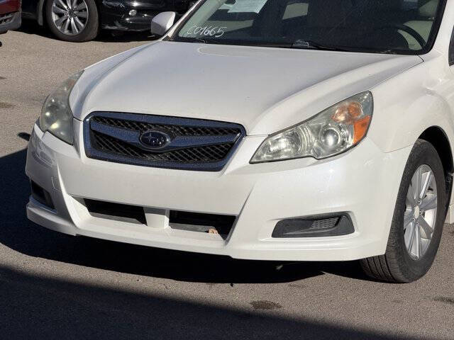 2011 Subaru Legacy 2.5i Premium