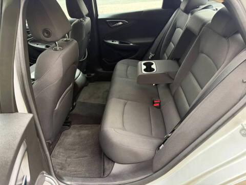 2017 Chevrolet Malibu LS