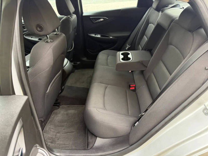 2017 Chevrolet Malibu LS