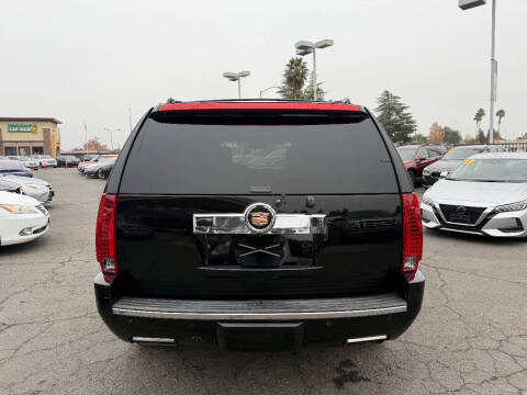 2014 Cadillac Escalade Platinum