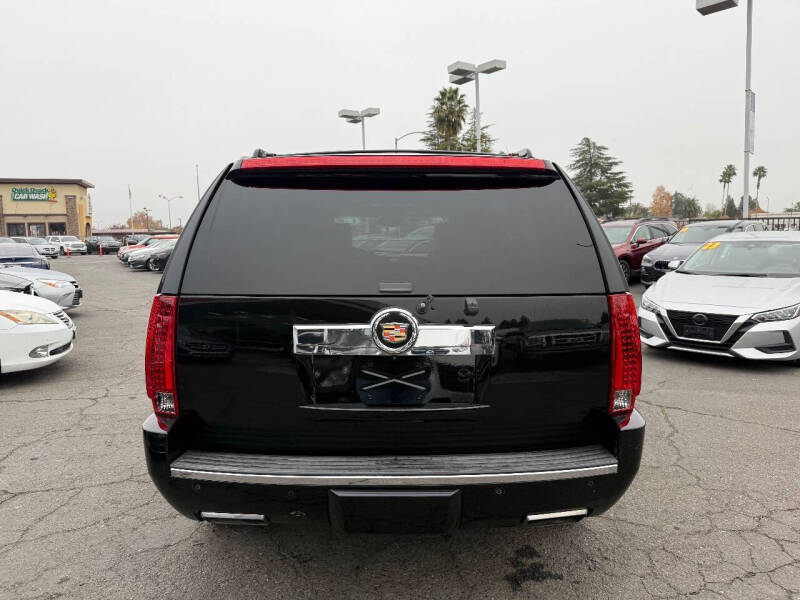 2014 Cadillac Escalade Platinum