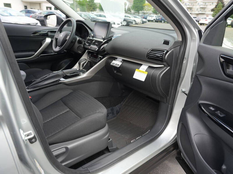 2026 Mitsubishi Eclipse Cross LE