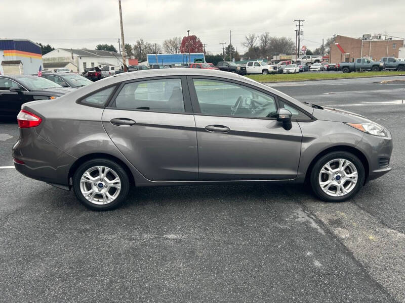 2014 Ford Fiesta SE