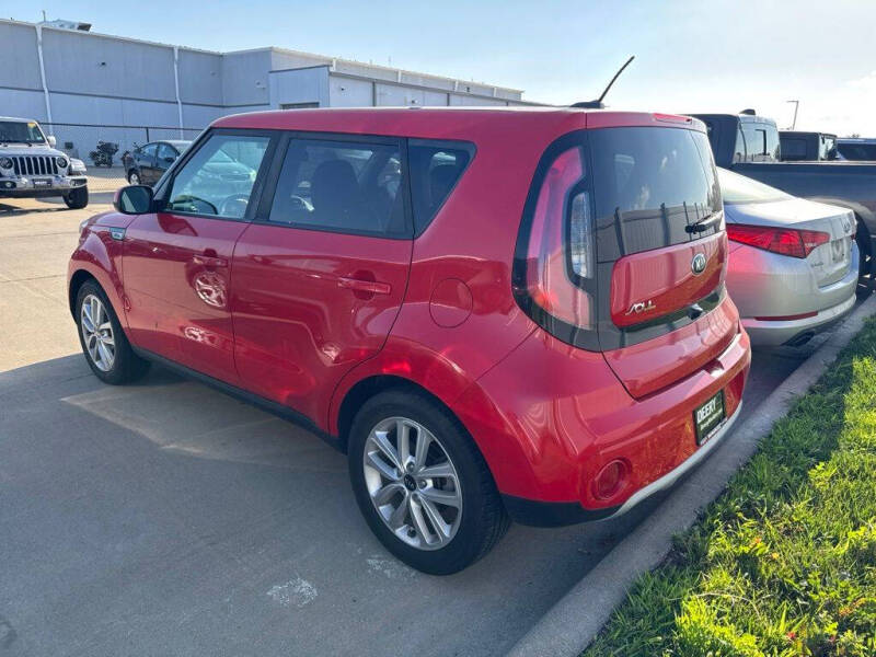 2019 Kia Soul +