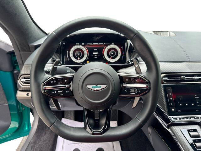 2025 Aston Martin Vantage