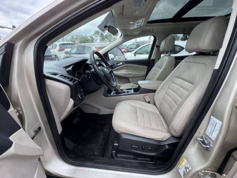 2017 Ford Escape SE