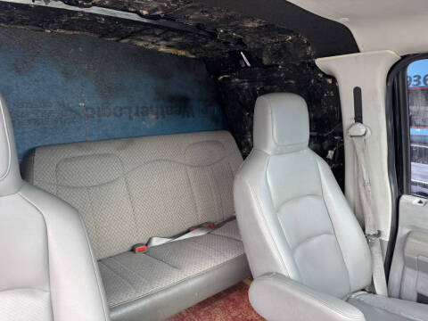 2009 Ford E-Series E-250