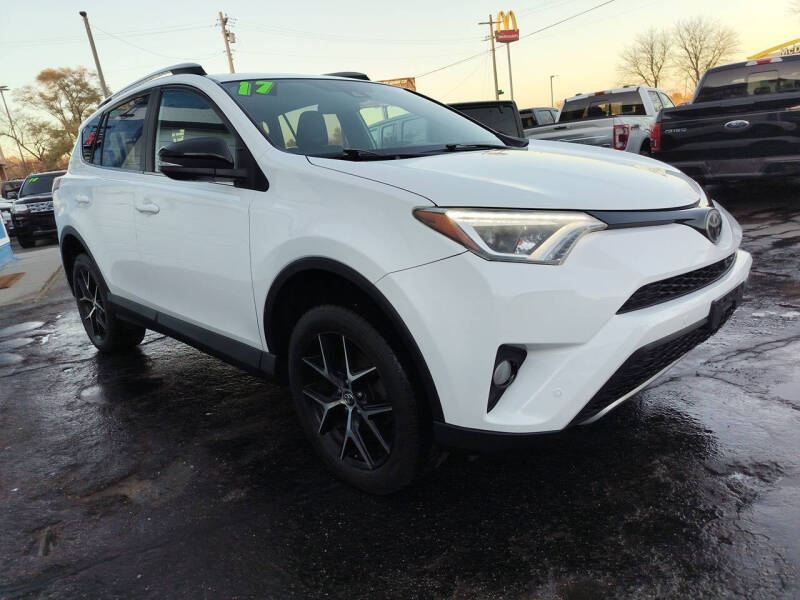2017 Toyota RAV4 SE