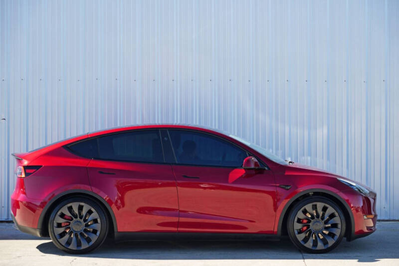 2024 Tesla Model Y Performance