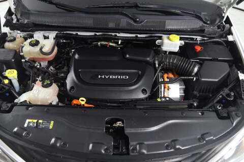 2018 Chrysler Pacifica Hybrid Touring L