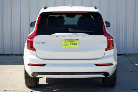 2022 Volvo XC90 Recharge T8 R-Design