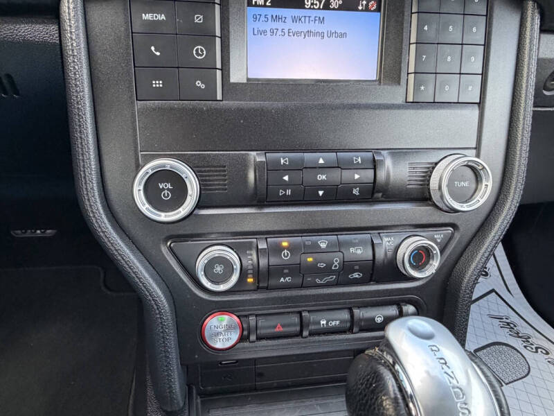 2020 Ford Mustang EcoBoost