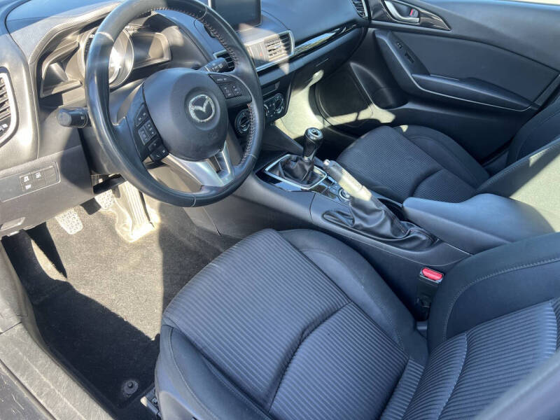 2015 Mazda MAZDA3 i Touring