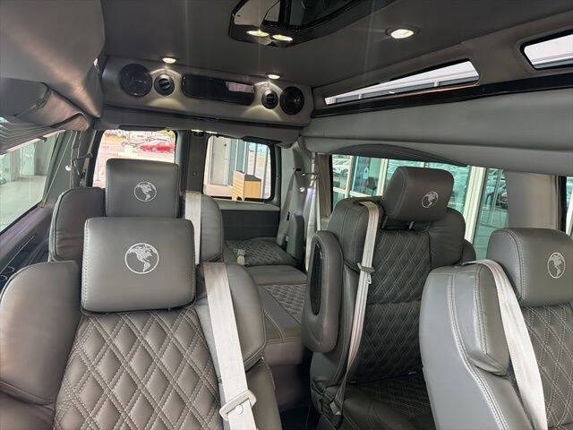 2025 GMC Savana 2500