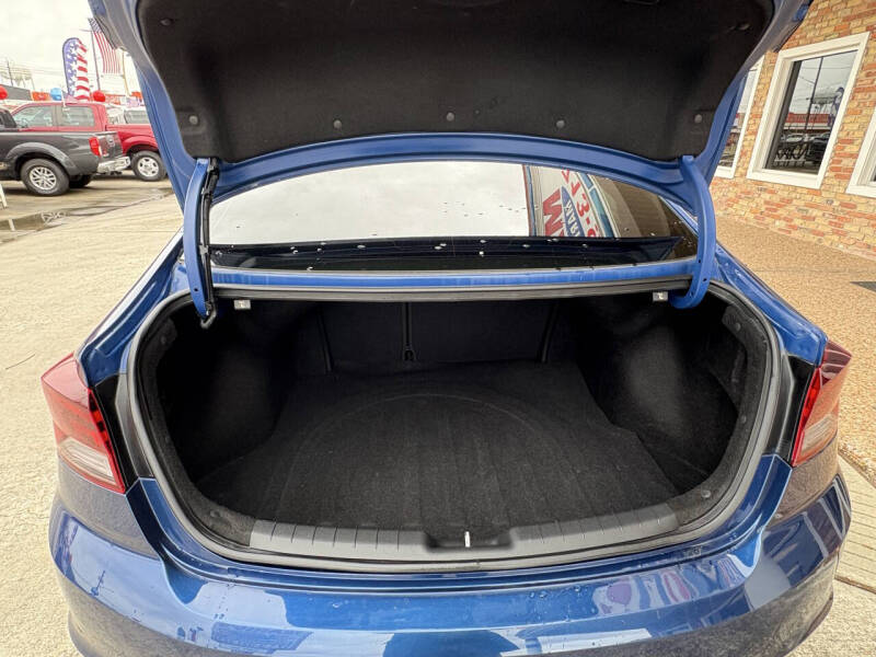 2020 Hyundai Elantra Limited