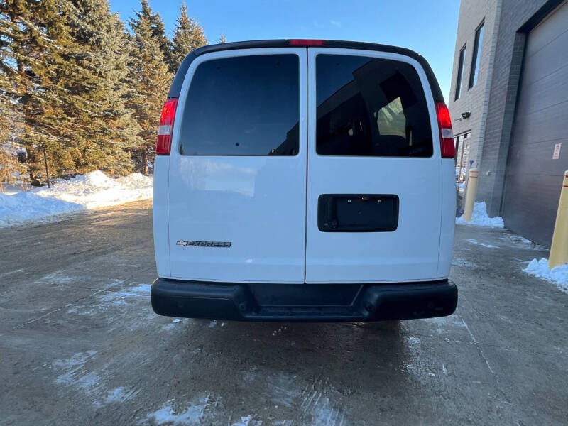 2020 Chevrolet Express LS 2500