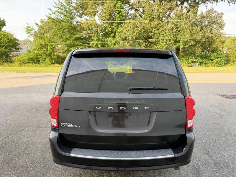 2013 Dodge Grand Caravan SE
