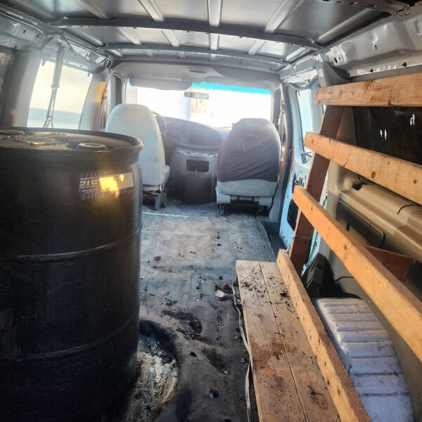 2000 Ford E-350 XL SD