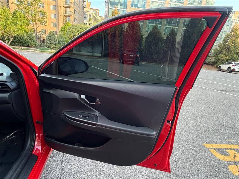 2019 Hyundai Veloster